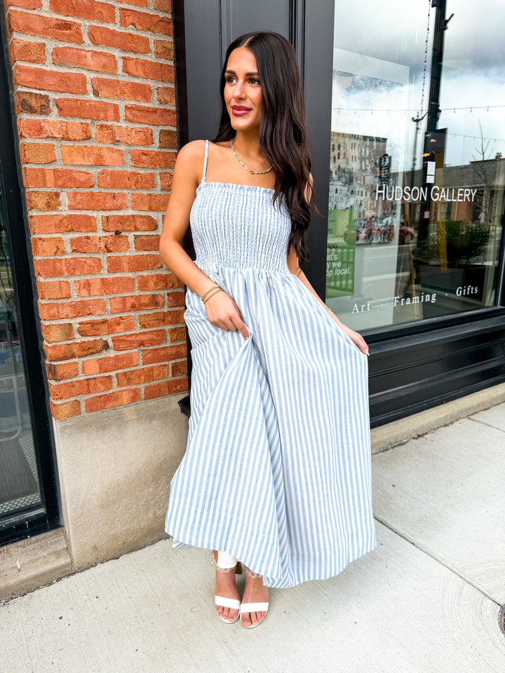 Nantucket Stroll Striped Dress (Blue)