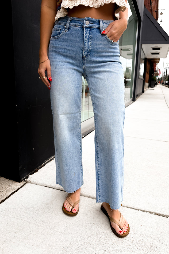 Risen Collier High Rise Wide Leg Jeans (Light)
