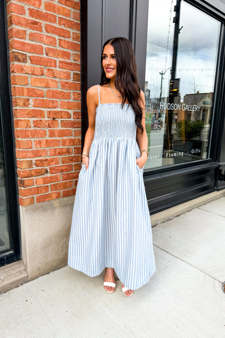 Nantucket Stroll Striped Dress (Blue)