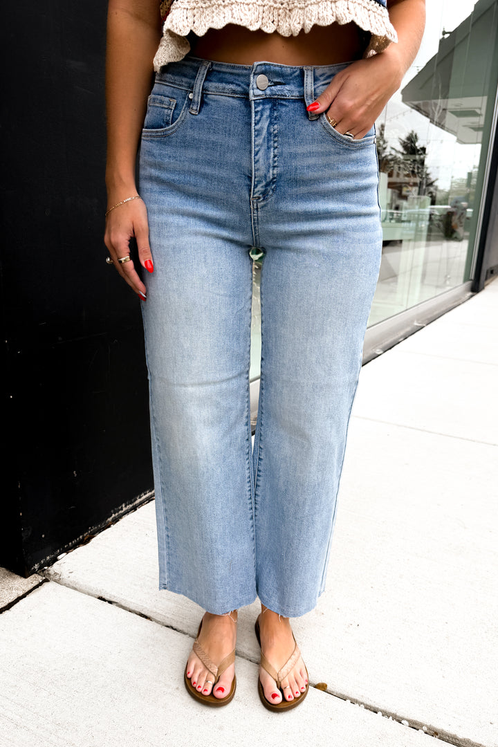 Risen Collier High Rise Wide Leg Jeans (Light)