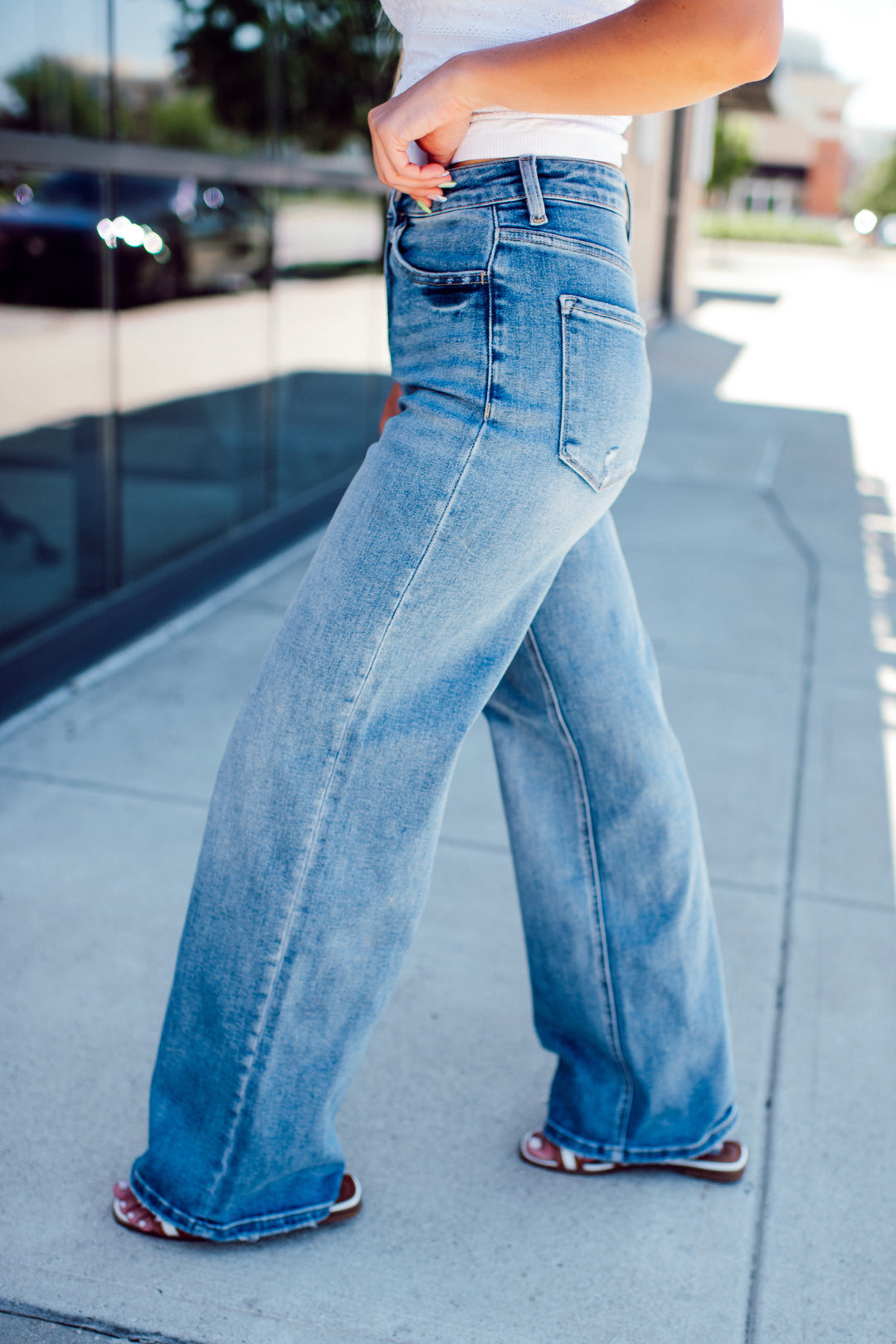 Vervet Brianne Tummy Control Wide Leg Jeans (Medium Wash)