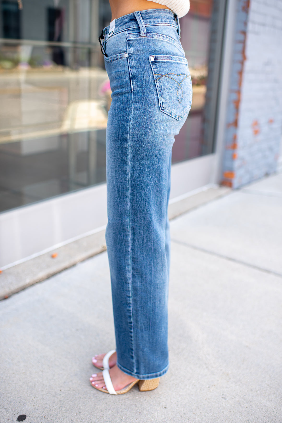 Judy Blue Kayda 90s Straight Jeans (Medium)