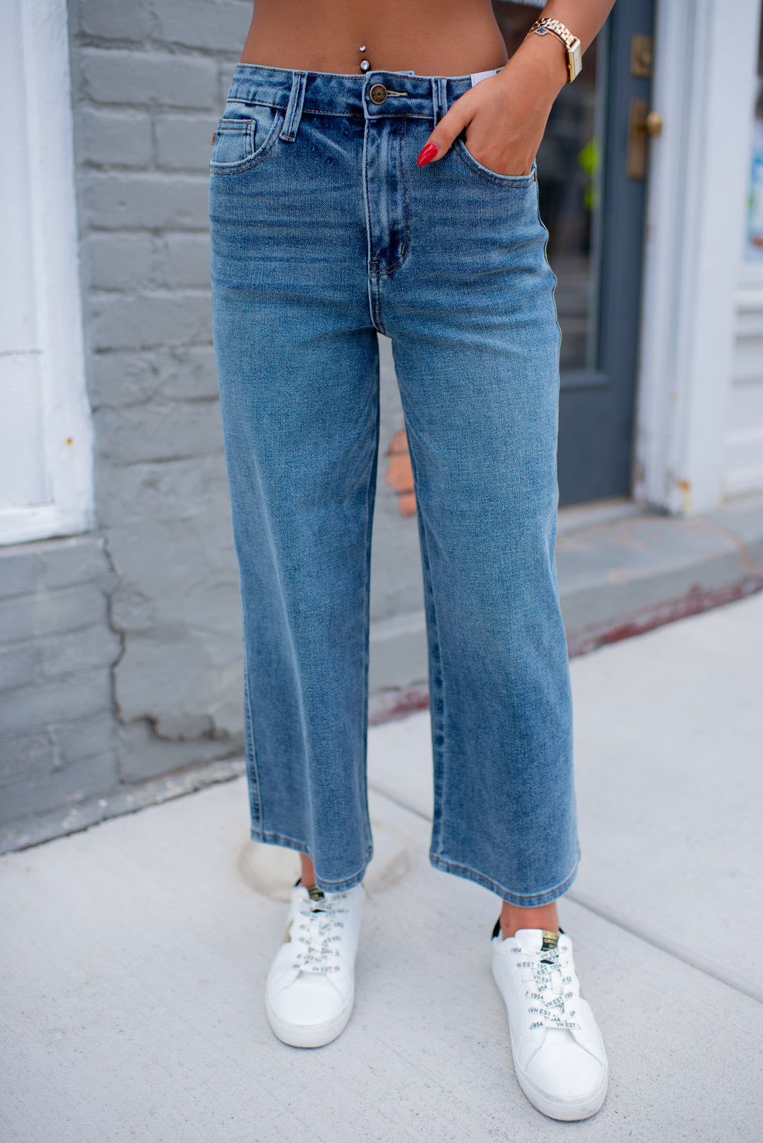 Judy Blue Dottie Wide Crop Jeans (Medium)