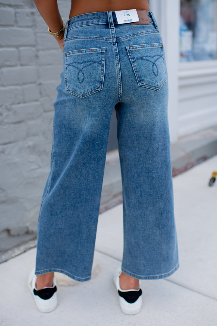 Judy Blue Dottie Wide Crop Jeans (Medium)
