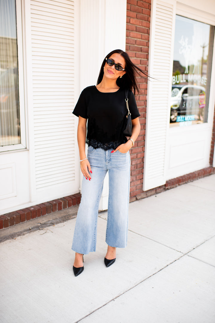 Lace in Love Top (Black)