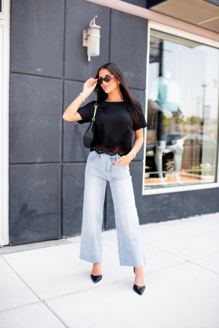 Lace in Love Top (Black)