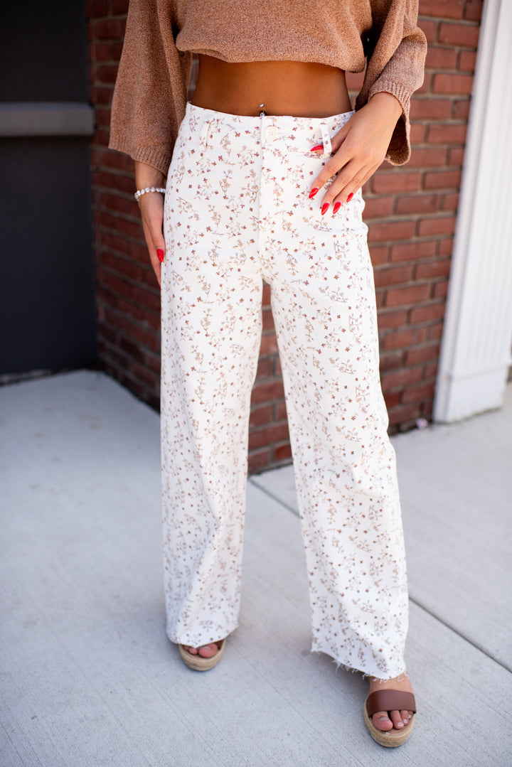 Meadow Bloom Wide Leg Jeans (Cream)