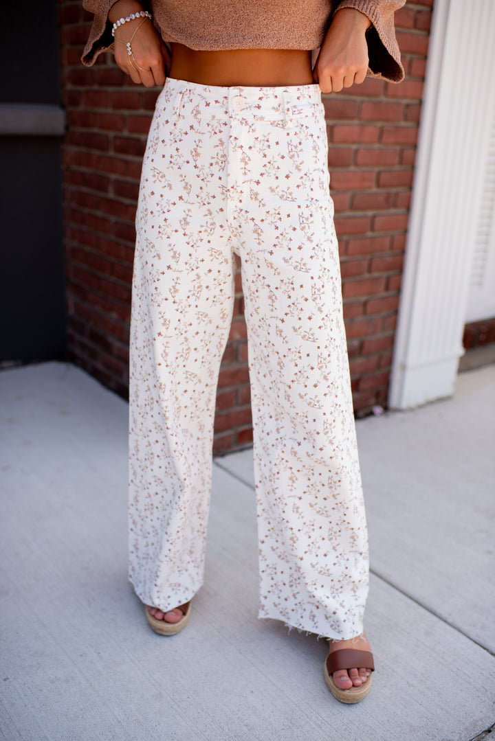 Meadow Bloom Wide Leg Jeans (Cream)