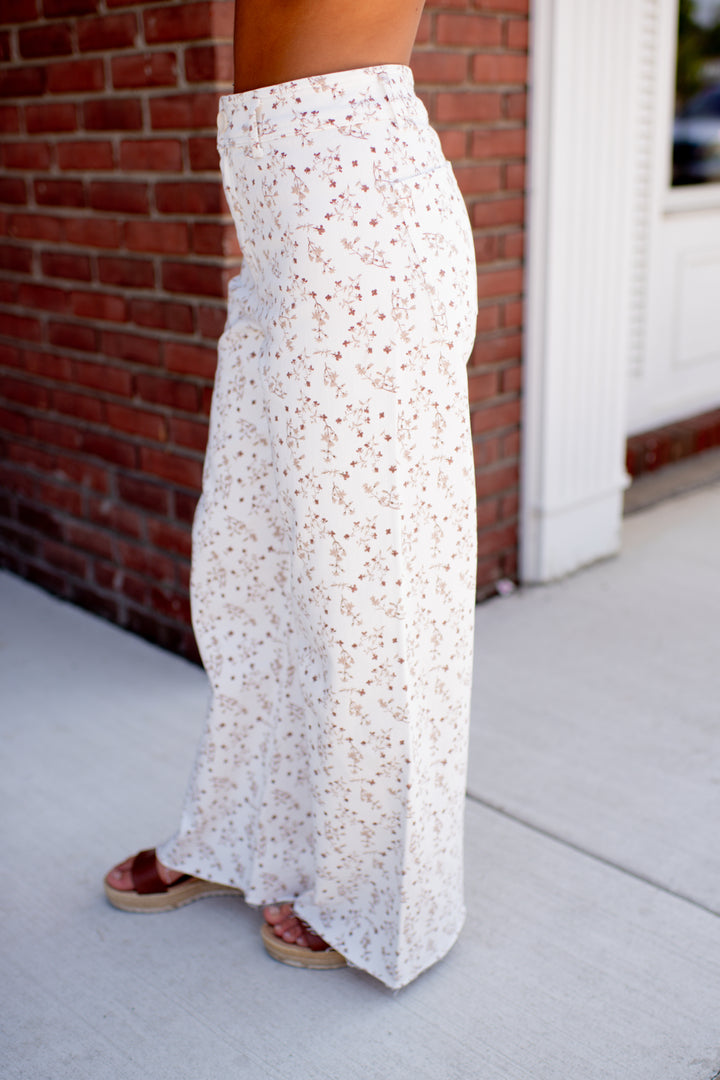 Meadow Bloom Wide Leg Jeans (Cream)