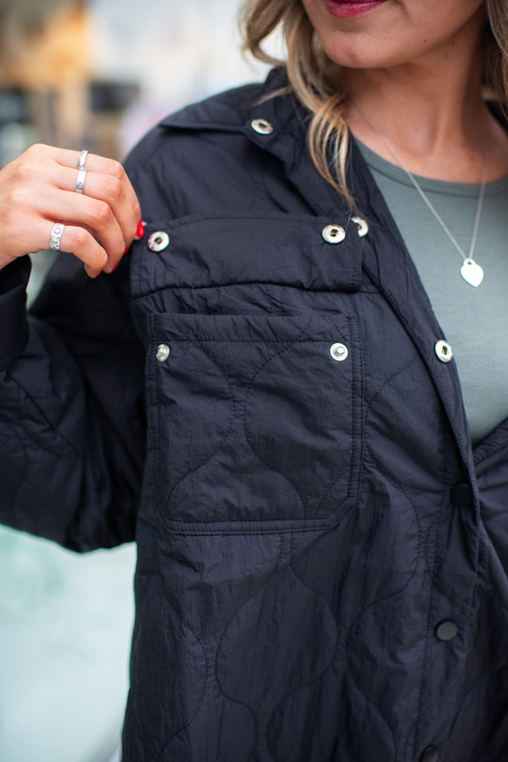 The Sutton Quilted Jacket (Black)