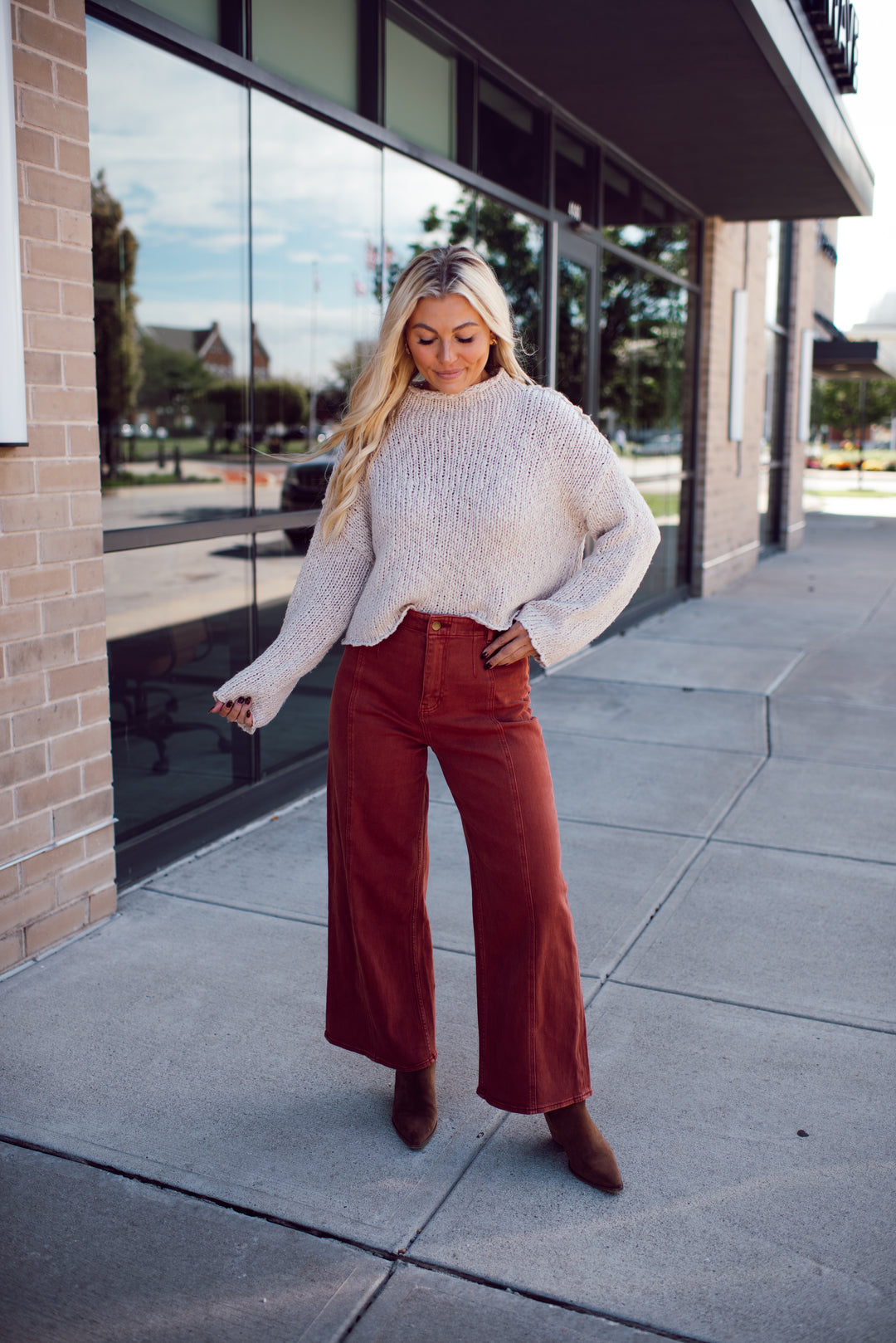 Lacey Sweater (Oatmeal)