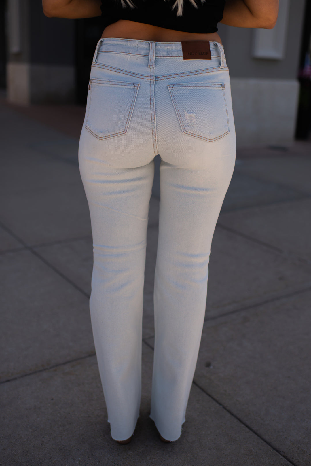 Judy Blue Summer Sunshine Bootcut Jeans (Light Wash)
