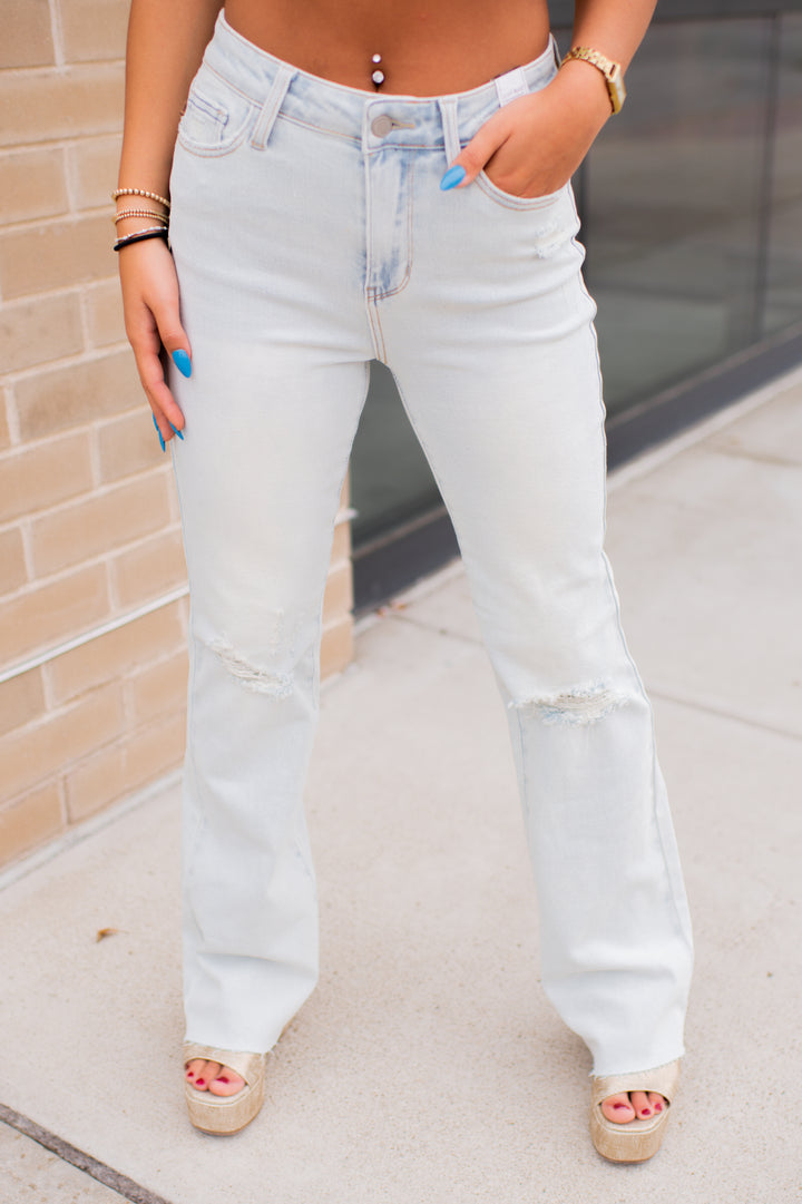 Judy Blue Summer Sunshine Bootcut Jeans (Light Wash)