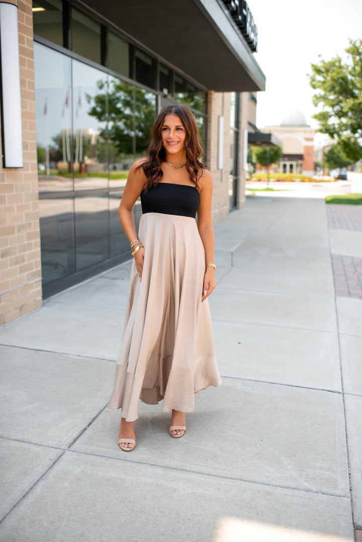 Preppy In Peacock Maxi Dress (Black/Khaki)