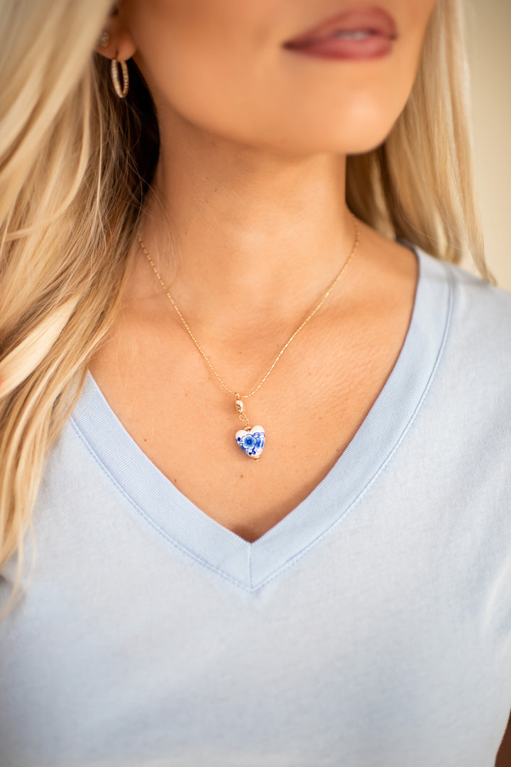 Love Letter Heart Necklace (Gold)