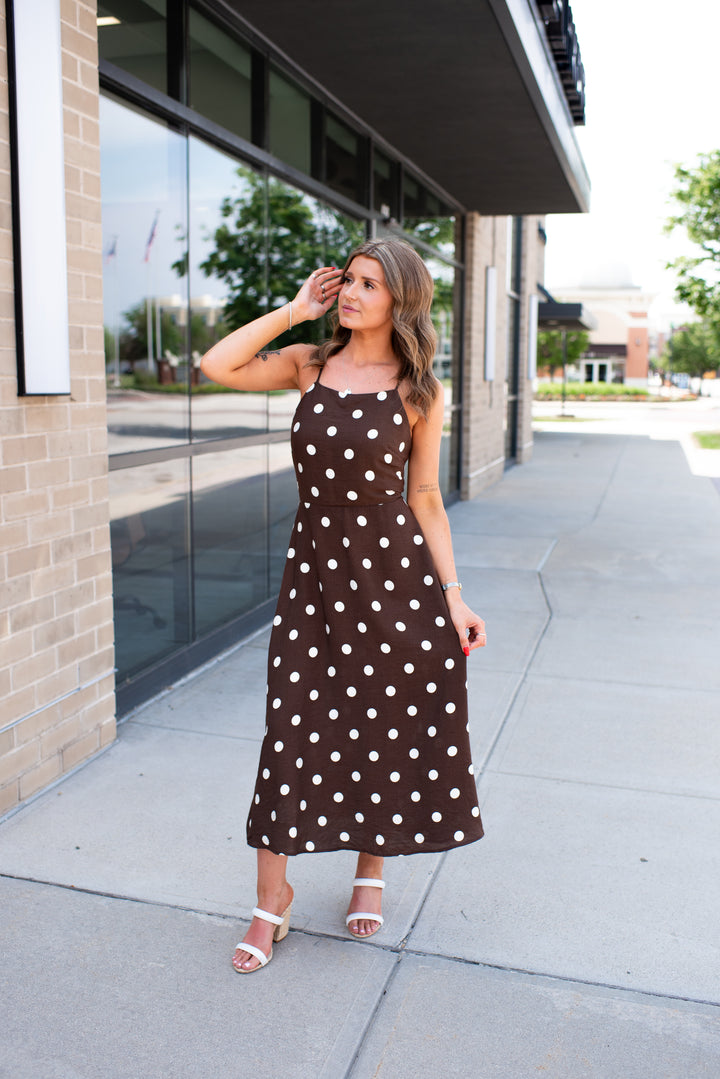 Pretty Woman Midi Dress (Brown)