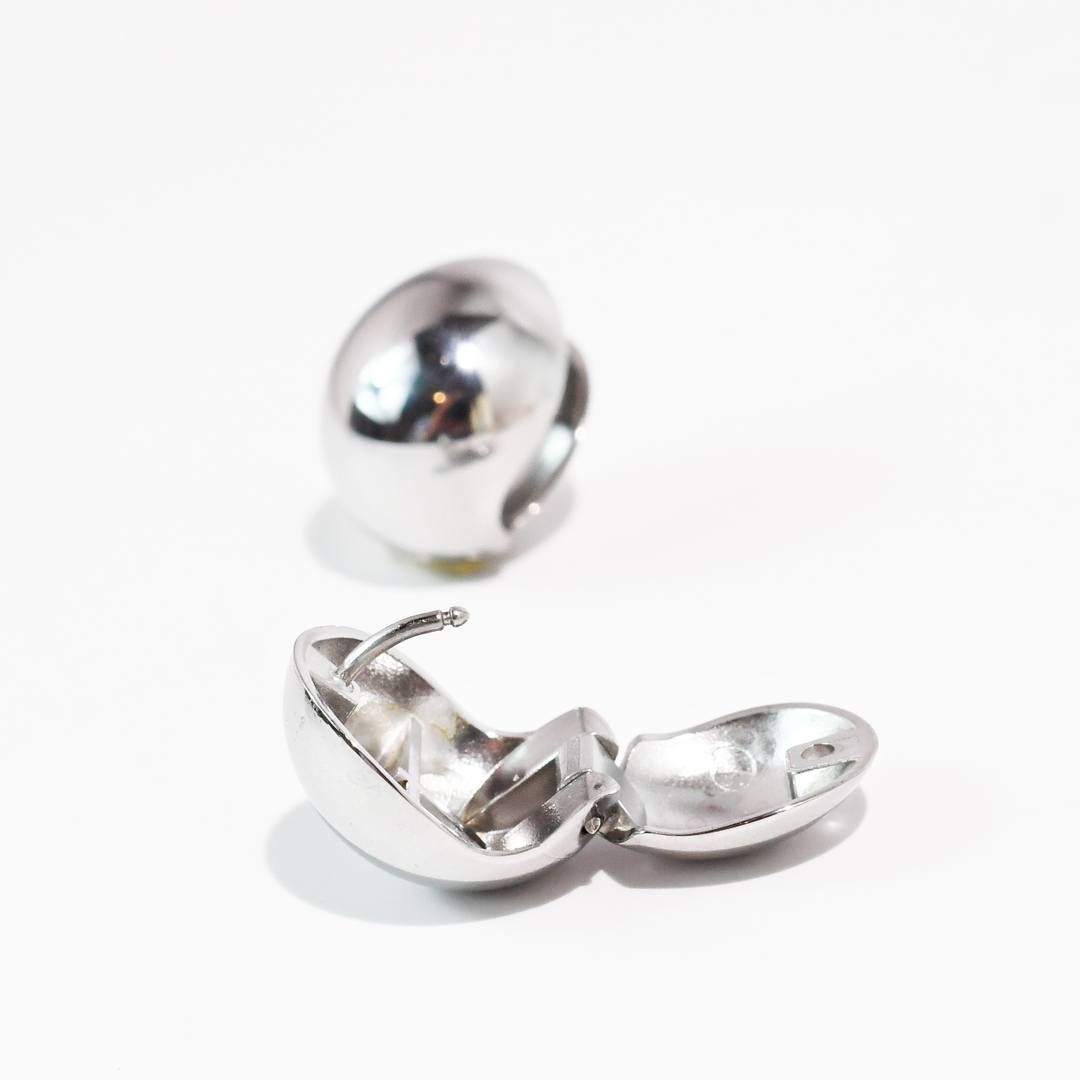 30A PREORDER The Belle Stud Silver Waterproof